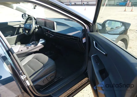 2024 Kia Ev6 Wind z USA, uszkodzony, nr VIN KNDC3DLC4R5620268